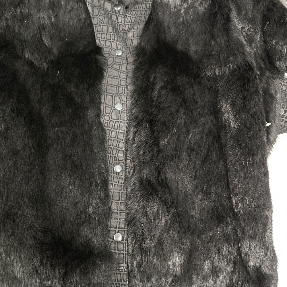Chosen Furs Fully Lined  Rabbit Fur Black & LeatherVest Small Fur‎ Origin France - Picture 3 of 13